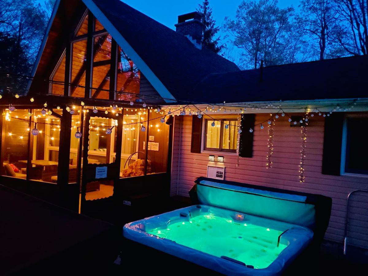 Walk To Pool & Beach - Spacious Gateway, Hot Tub, Game Room Pocono Country Place Exterior foto